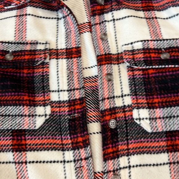 Universal Thread shacket - Picture 2 of 3